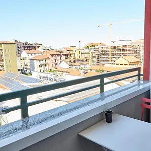 https://luvi-villoresi-28.italymilanhotels.net